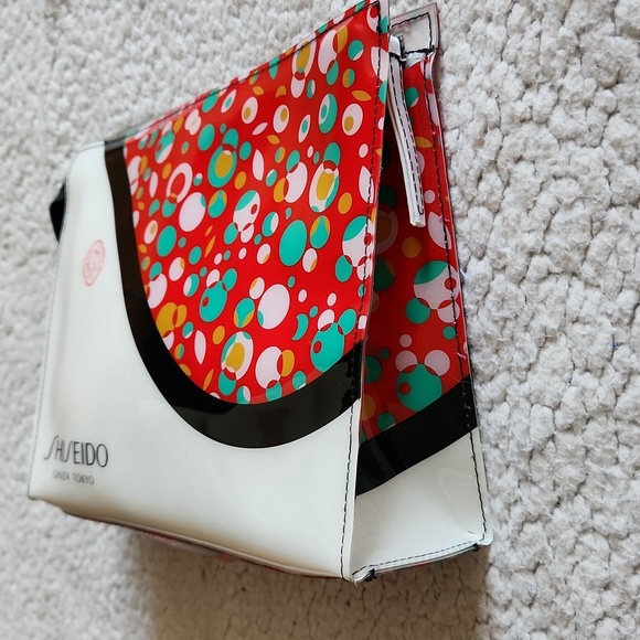 Shiseido Ginza Tokyo Trio Bag Set - Red, White, Multicolor NWOT Gifting Holidays - Picture 6 of 16